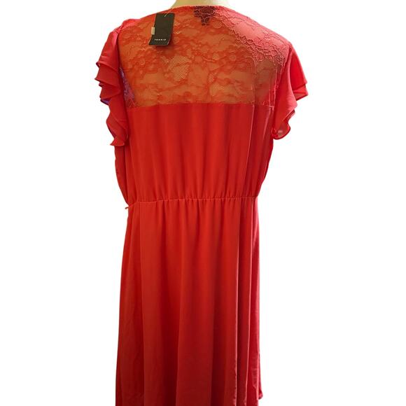 Torrid Coral Lace Inset Flutter Sleeve Dress, Plus Size 2 (18/20), NWT - Picture 4 of 6